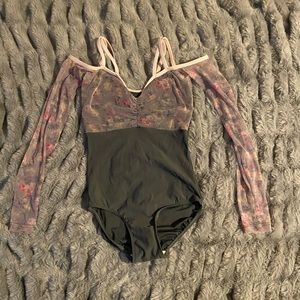 Eleve Luna leotard